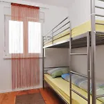 Pet Friendly In With Swimming Pool * Нин