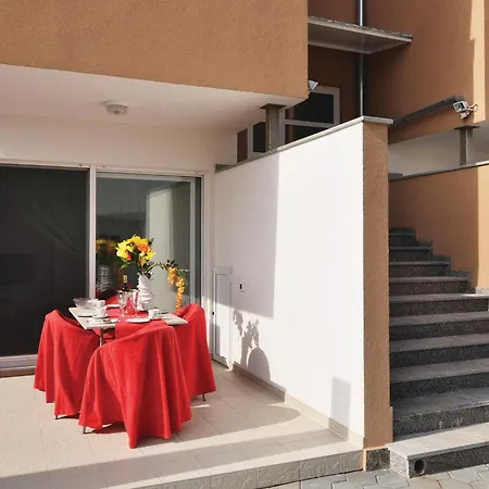 2 Bedroom Awesome In Nin